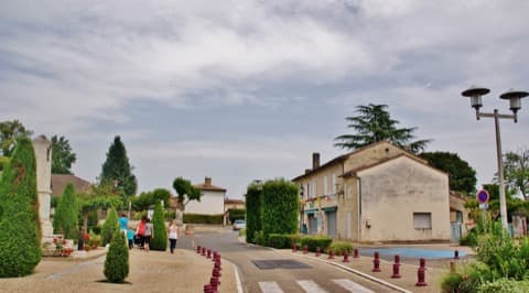 Ramoneur Les Artigues-de-Lussac
